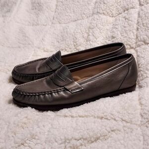 SAS Wink Tripad Comfort  Pewter Metallic Leather Slip On Penny Loafers w 11